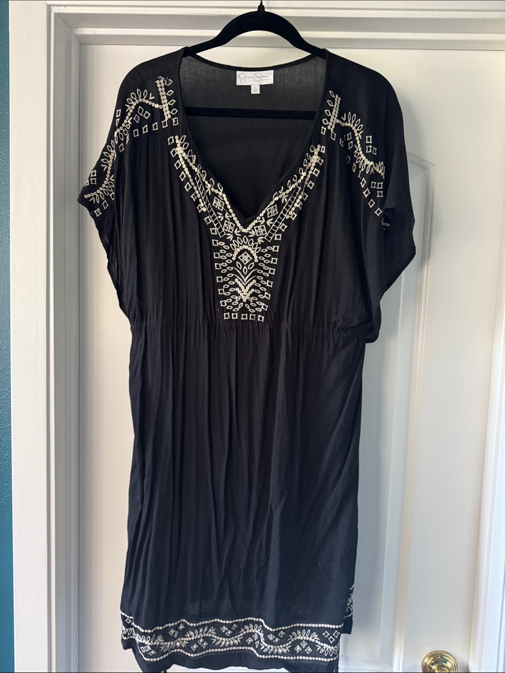 Jessica Simpson Maternity Black Tunic w Embroidery Bathing Suit cover-up EUC